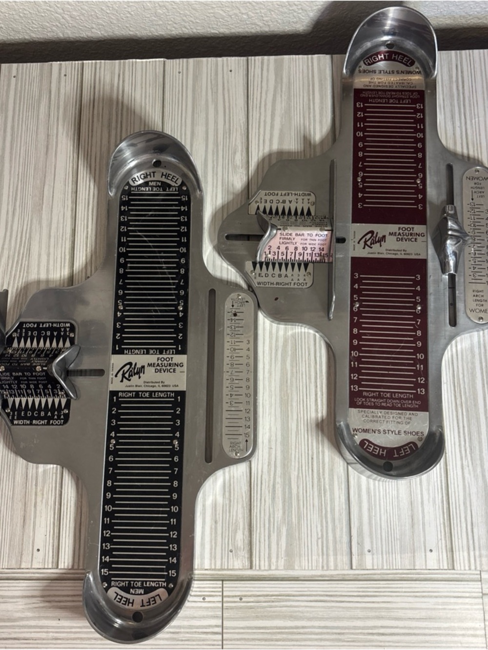 Ralyn Foot Measuring Device Set Men and  Women - Metal Shoe Sizers